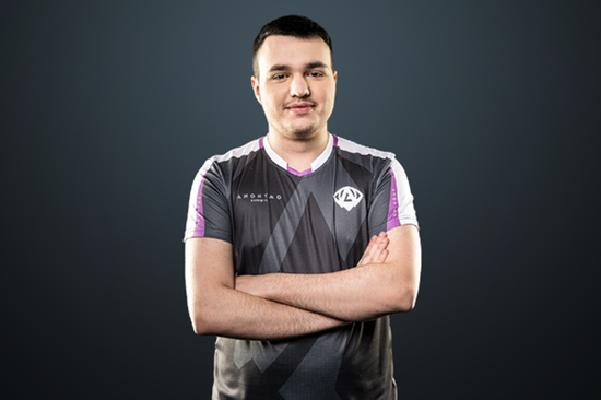 神秘账号引爆热搜 AI在LOL韩服的崛起